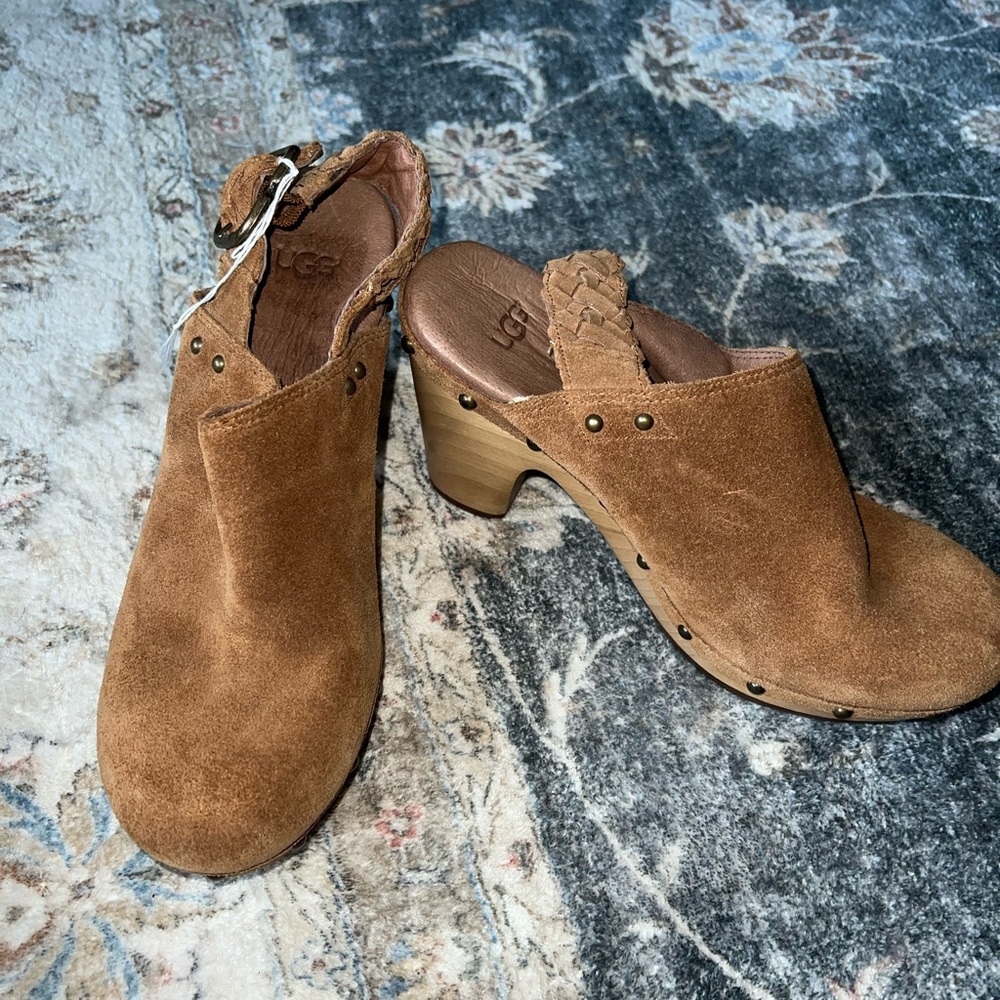 VINTAGE UGGS